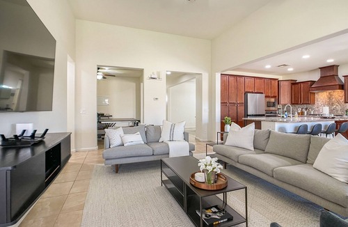 Phoenix House | The PERFECT AZ Home! CLOSE 2 WESTGATE/GLENDALE/PHX