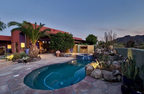 Carefree House | THE PERFECT HOME: THE BEST! Private,Immaculate,Pool/Spa,Views,Easy walk to Town!