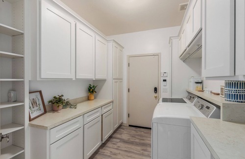 Laveen Meadows House | The Phoenix Family Oasis 5 Bedroom+Family+ Pool