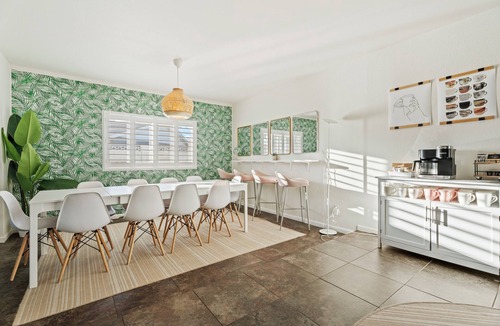 Cox Heights House | The Pine Desert Retreat - Scottsdale's Ultimate Getaway