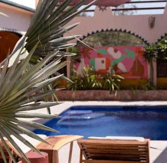 Barra de Colotepec Villa | The Pineapple Mansion