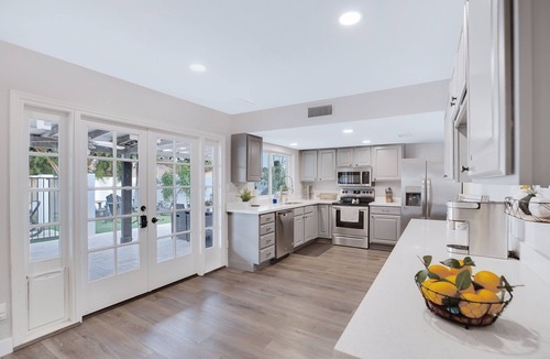 Desert Foothills Estates House | The Ranch 4 BD luxury retreat w. free heated pool