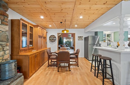 Pine Cove Cabin | The Ridge: Relax, Play & Unwind with a Hot Tub & Game Room