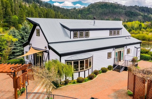 Clark Fork House | THE TURTLE HOUSE-WEDDING VENUE/REUNION LODGE
