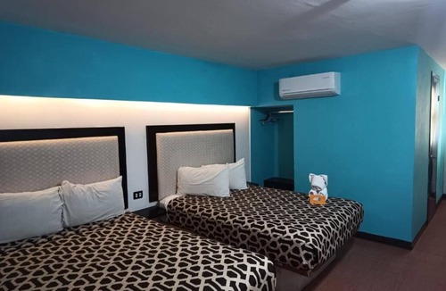 Mazatlan Hotel | The Ultimate Group Stay: Four Bright Units with Maximum Comfort