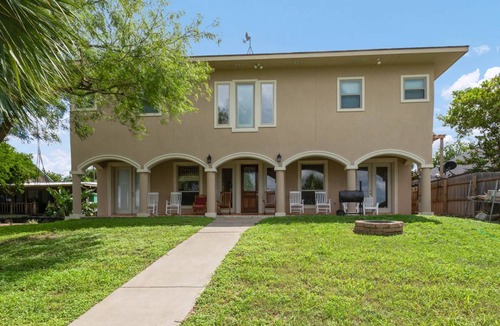 Rio Hondo Villa | The Villa at Arroyo City