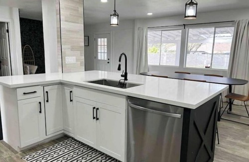 South Mountain House | The Vineyard!