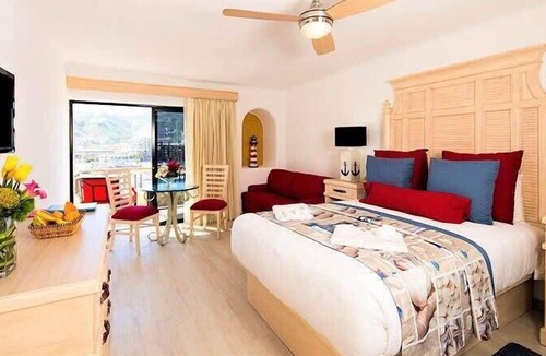 Marina Apartment | Three (3) Magnificent Studios at Los Cabos