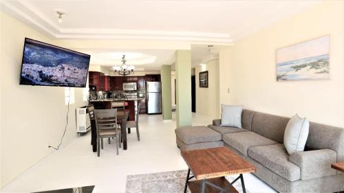 Real Del Mar House | Tijuana Beach View & Patio