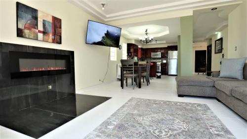 Real Del Mar House | Tijuana Beach View & Patio