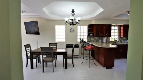 Real Del Mar House | Tijuana Beach View & Patio