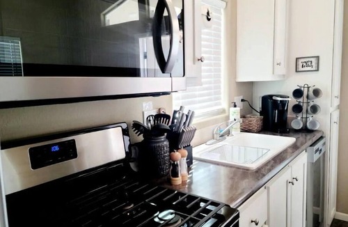 Ehrenberg House | Tiny Home Colorado River View/Near Quartzsite
