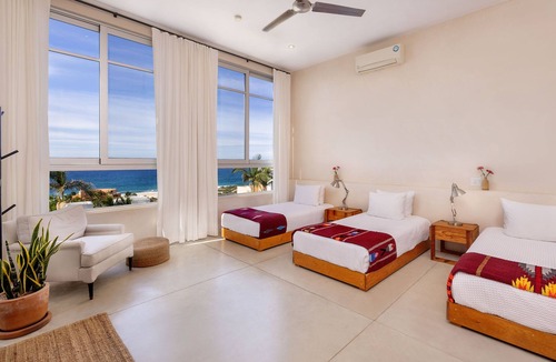El Pescadero Hotel | Topia All-Inclusive - 250pp Meals Included