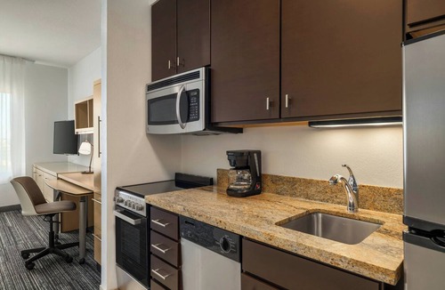 Palm Valley Hotel | TownePlace Suites by Marriott Goodyear