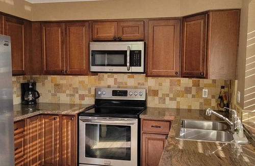 Villa De Paz House | Townhouse Near Westgate Sports, Shopping And Entertainment
