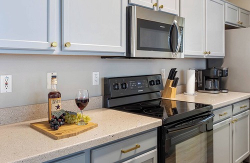Kierland Condo | Trails and Tees - Kierland Resort Condo with Heated Pool, Hot Tub & Fitness