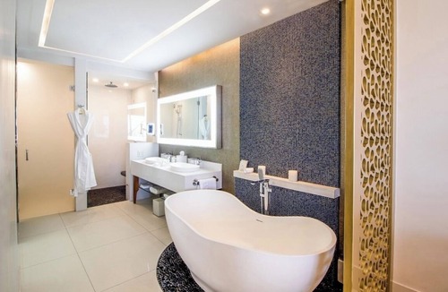 El Tezal Hotel | Tranquil 1 Bedroom Suite in Cabo San Lucas