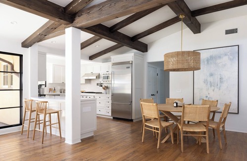 Eucalyptus Hill House | Tranquil Montecito Spanish, minutes to the beach, lower village and hiking