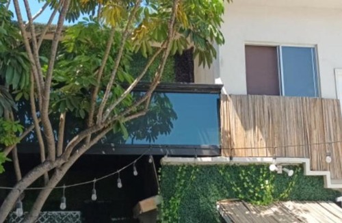 Madero Sur House | Tree Cabin