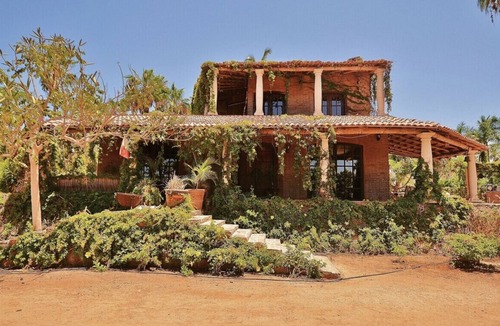 Todos Santos House | TREE HOUSE located on Rancho Danza del Sol