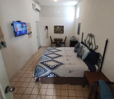 Cabo San Lucas Apartment | Tres Migueles, estudio Anna, cerca de la marina, zona turistica y playa