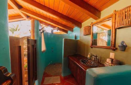 Troncones Hotel | Tres Mujeres Hotel
