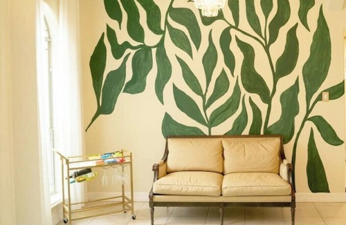Edinburg House | Tropical Family Funhouse, Relax: No Chore Pet friendly Rental