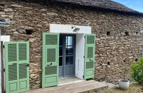 Olmo House | Typical village house with swimming pool and large garden with exceptional view