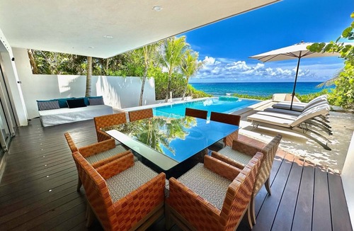 Puerto Aventuras Villa | Ultimate Oceanfront Villa w/Maid Daily