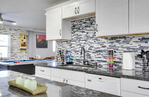 Deer Valley House | Ultimate Phoenix Group Getaway: Patio + Pool!