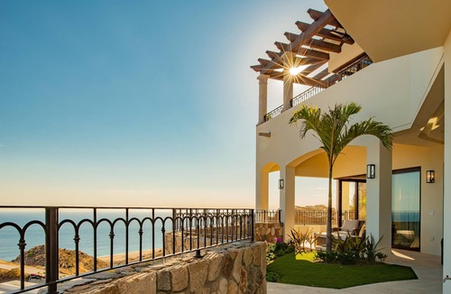 Paraiso Escondido Villa | Ultra Luxe Pedregal Villa w/70ft Infinity Pool, Spa, Chef & Bartender, & Views