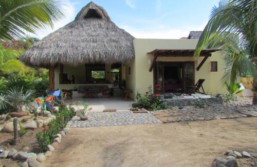 Barra de Potosi House | Un Escondite Mágico