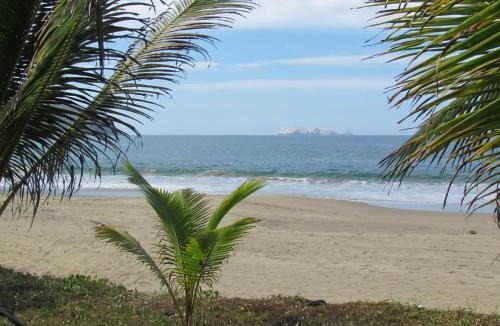 Barra de Potosi House | Un Escondite Mágico