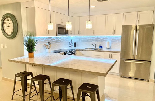 Rosarito Condo | UNCLOSE PRIVATE BEACH. NEW BEACH FRONT CONDO MINS TO DOWNTOWN ROSARITO