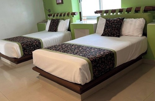 Ildefonso Green Hotel | Unique Rustic Style Room Perfect for Couples – Close to Lover’s Beach