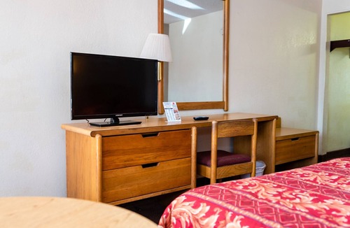 Brownsville Hotel | University Inn & Suites