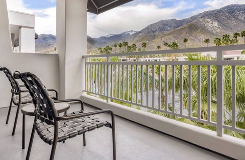 Canyon Corridor Resort | Unwind and Explore | Your Palm Springs Retreat! 4 Stunning Suite w/ Balcony