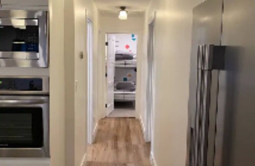Squaw Peak Heights House | Uptown remodeled home and heated pool