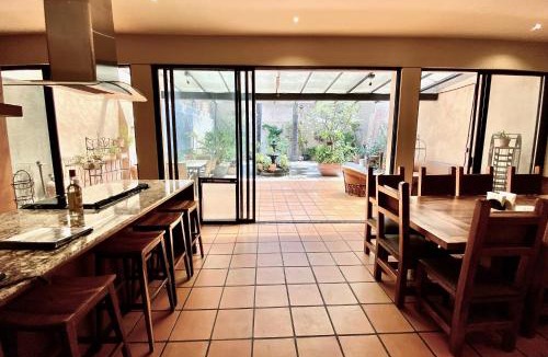 Guadalajara House | Urban Hacienda downtown, tranquil, spacious, jacuzzi