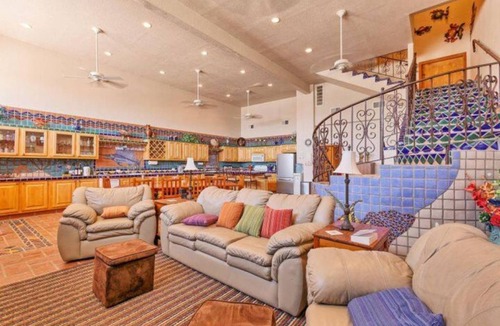 Cholla Bay House | Vacation Getaway Steps from the Water!