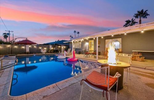 Healy's Dutchtown Apartment | Vacation House! 6BR, FREE Heated Pool, Arcade & Hot Tub