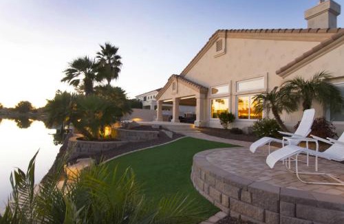 Val Vista Lakes House | Val Vista Lakes Estate-Heated Pool/Spa Sleeps 12