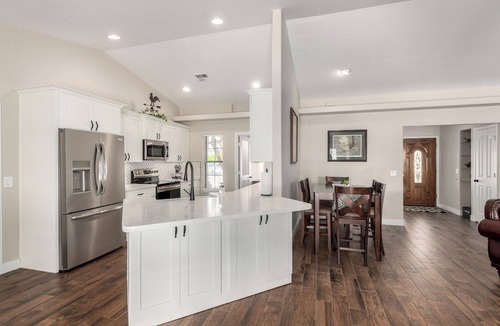 Val Vista Lakes House | Val Vista Lakes Salt Water Pool Gem