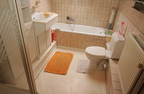 Upper Town Apartment | Very nice fully equipped Furnished apartment near EU