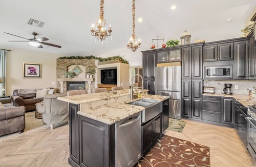 Higley Groves House | Very private, upgraded family friendly getaway w/pool & luxurious hot tub!