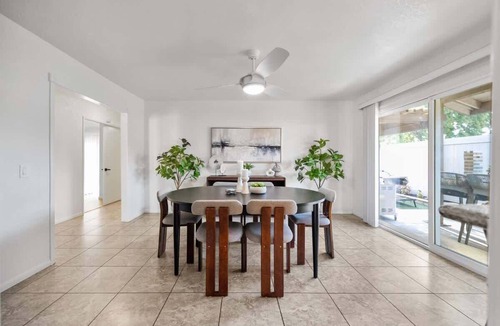 Riverside House | Victoria Woods Retreat close to Downtown Riverside
