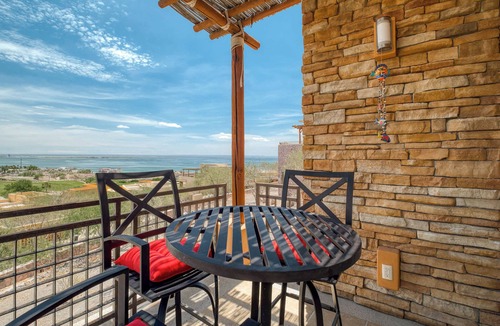La Paz Villa | Villa 3BR Ocean View & Terrace at Colinas