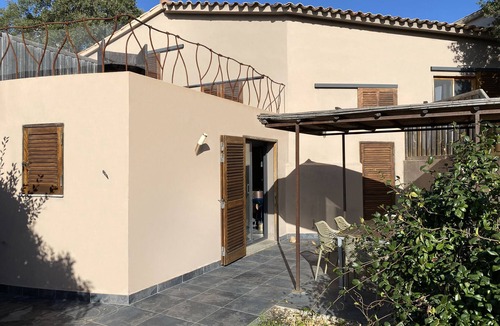 Porto-Vecchio House | Villa Alzu, 6 pers, 3 bedrooms, shared heated pool, in the heart of the Corsican maquis