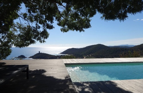Pinarellu Villa | VILLA ARCHITECTE 5☆ 180° SEA VIEW and TOUR GÉNOISE. HEATED POOL. INTIMACY.