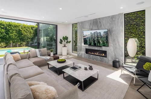 Beverly Hills Villa | Villa Bond by LuxJB 🏆 Fantastic Location 🏆 Resort Style Service